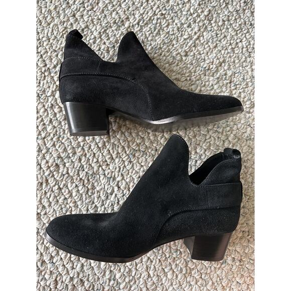 Marc Jacobs Women's Ginger Interlock Black Suede Ankle Boots 39 US 9 NEW - Picture 8 of 9